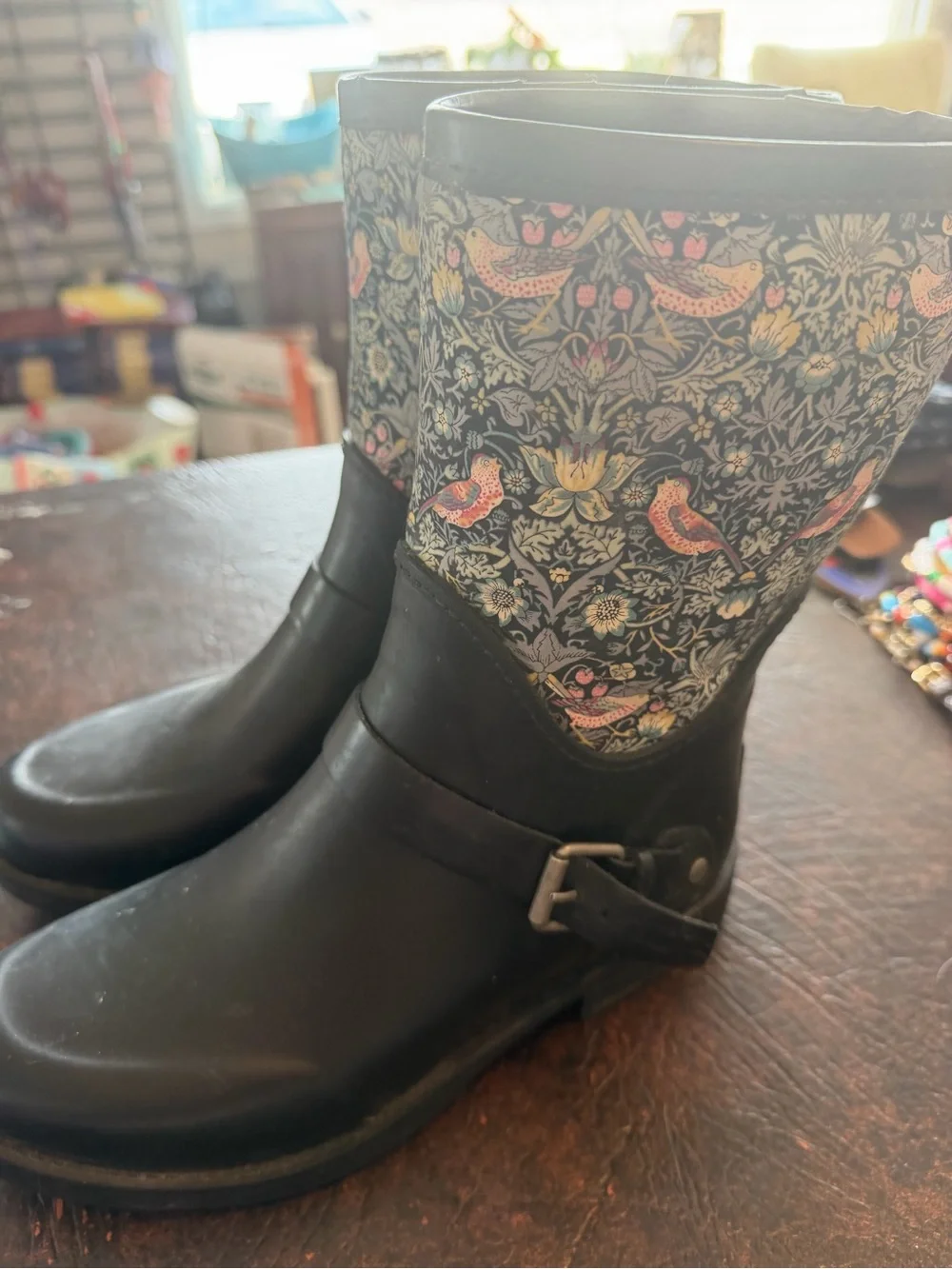 UGG Women’s Rain Boots Floral Bird Print Waterproof Rubber Boots Size 6 EU 37